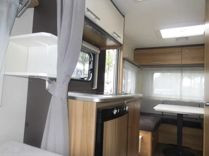 Caravelair Antares 440 Voortent, instapbeugel  foto: 7