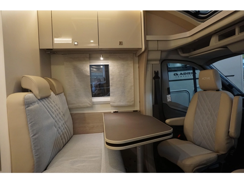 Bürstner Lineo T 690 G Active | Automaat | Actie  foto: 7