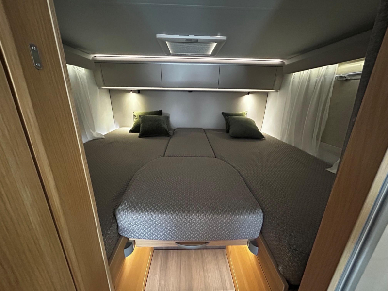 Adria Matrix Axess 650 DL Benelux, Automaat  foto: 15