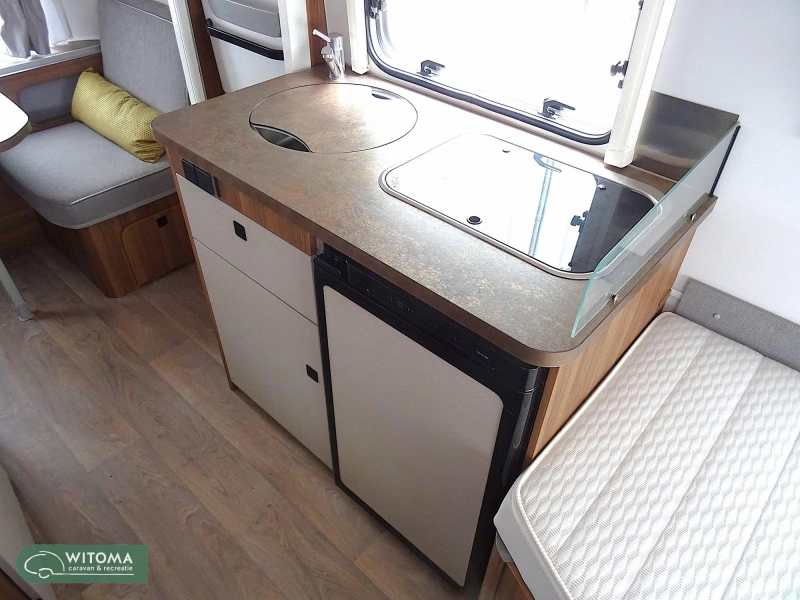 Eriba Touring 542 aire acondicionado mover thule e.t.c. foto: 5
