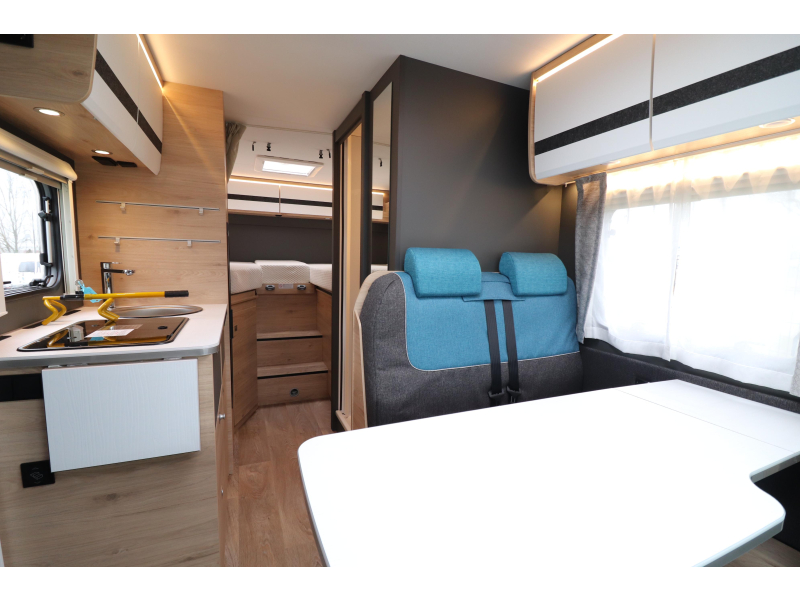 Dethleffs Globebus Go T45 Enkelbed-EX-Verhuur/airco  foto: 17