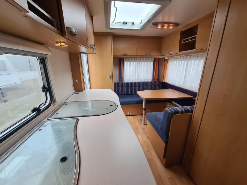 Knaus Sudwind Special 420 QD Voortent, Cassetteluifel!  foto: 8