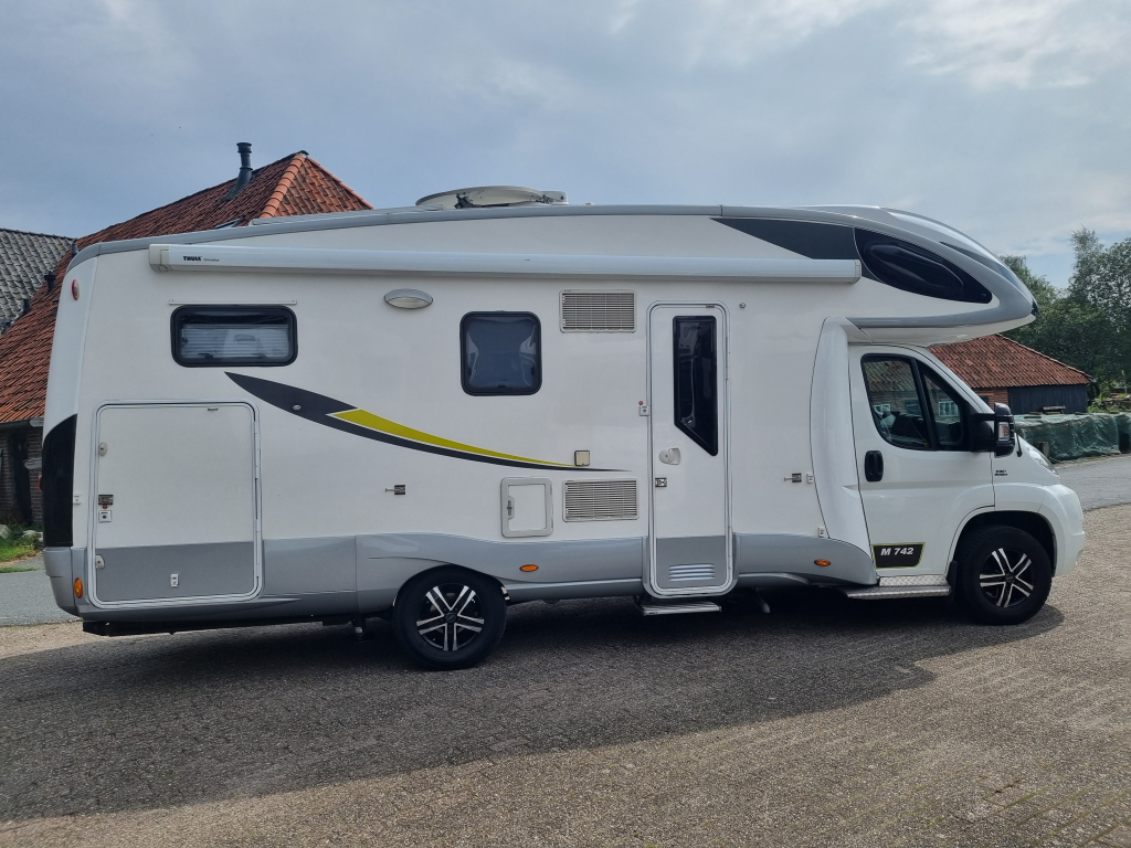 PLA zeer compleet M742 foto: 2