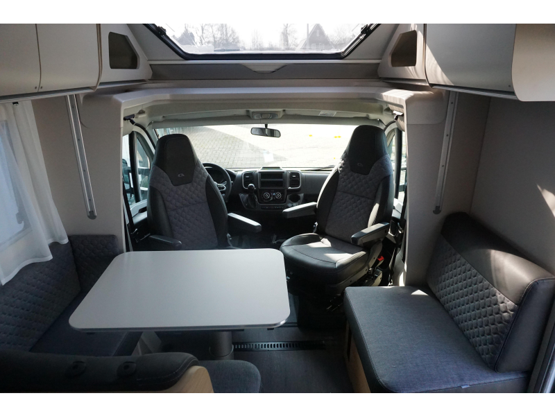 Adria Matrix Axess 670 SL foto: 4