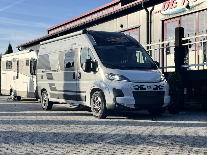 Adria Twin Supreme 600 SPB Automaat - Panoramaraam  foto: 4