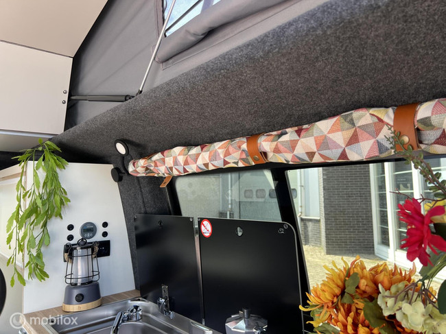 Volkswagen L1H1 L1H1 2016 Nevada blauw foto: 16