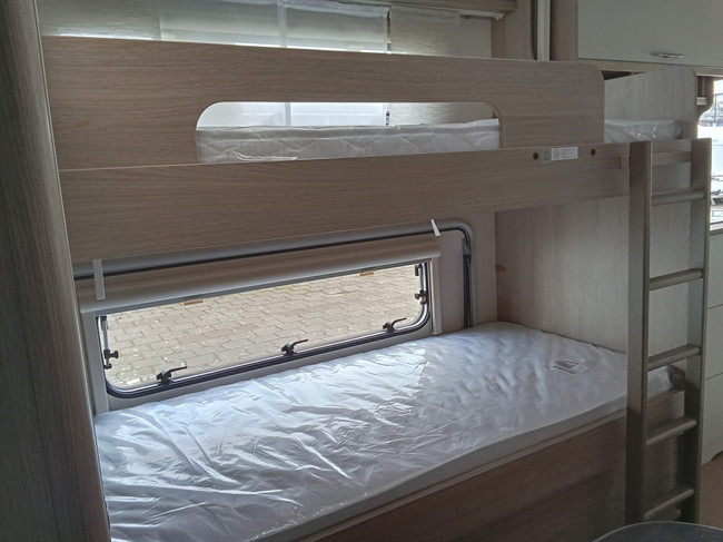 Bürstner Premio Plus 510 TK foto: 22