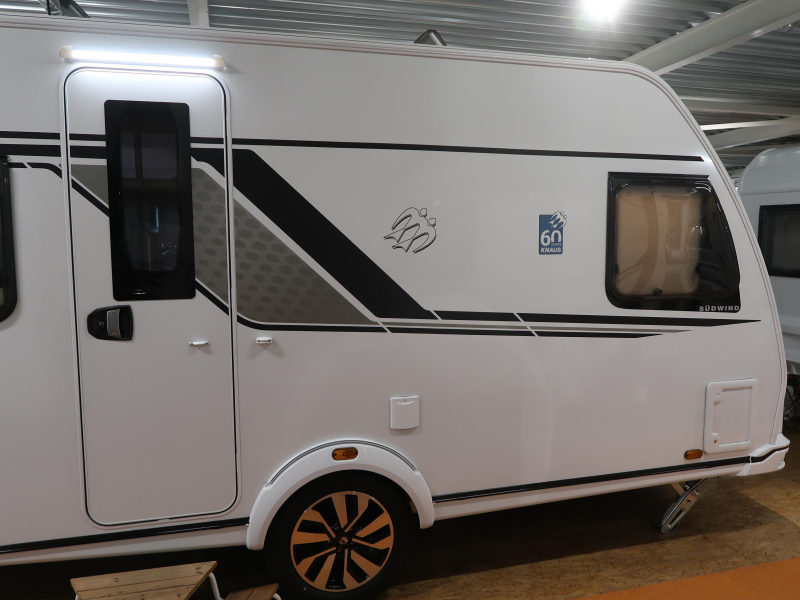 Knaus Sudwind 60 Years 450 FU Foto: 4