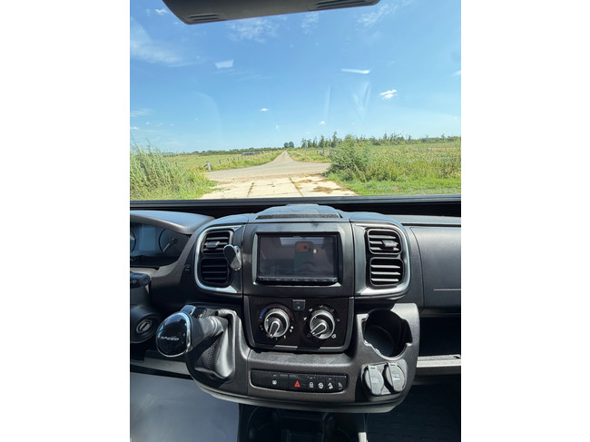 P&ouml;ssl Summit Shine 600 L AUTOM&Aacute;TICO/ACC/ENGANCHE DE REMOLQUE/2 BATER&Iacute;AS/GAS DUO/FRENO DE MANO EL&Eacute;CTRICO/TODO TIEMPO foto: 22