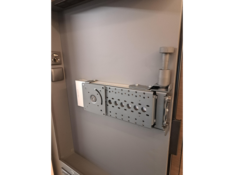 Adria Sonic Supreme 700 DL foto: 10