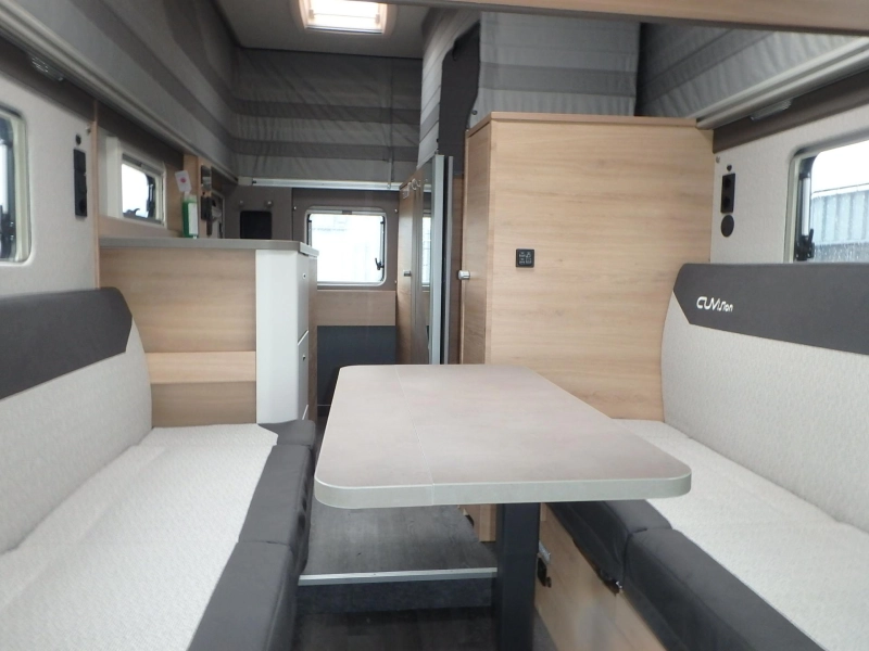 Knaus Tourer CUVision 500 LT NU VOOR € 89.950,00  foto: 15