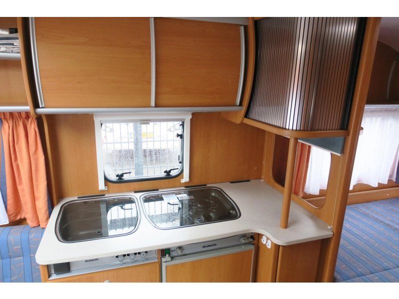 Dethleffs Tourist Light 450 DB AWNING+BIKE RACK photo: 7