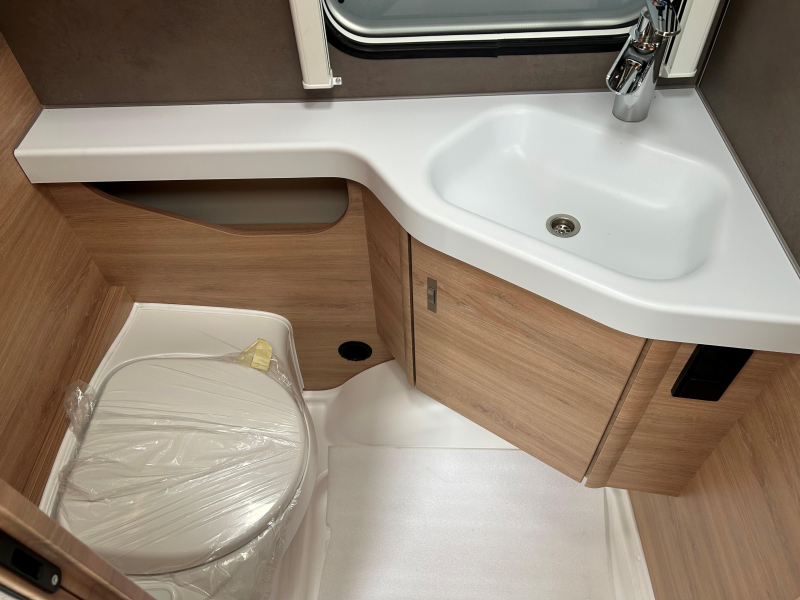 Knaus Sudwind Black Selection 500 EU 2026 SINGLE BEDS photo: 8