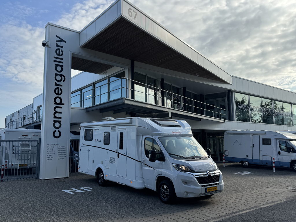 Dethleffs Just 90 T 7052 ENKELE BEDDEN+HEFBED ZONNEPANEEL 
