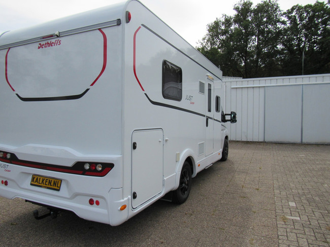 Dethleffs Just Camp Queensbed&Hefbed Face to Face 2.200 km foto: 4