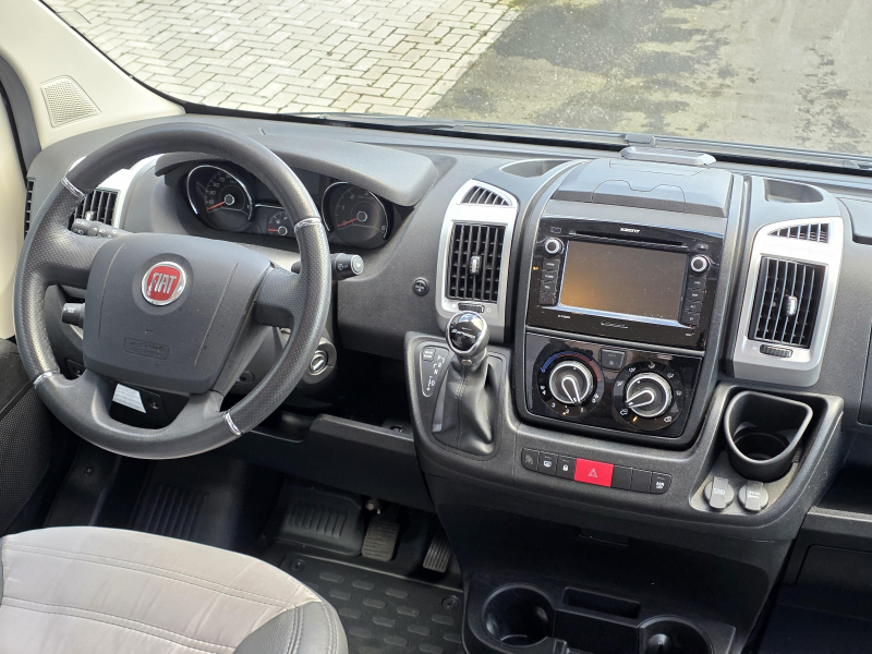 Sunlight T 69 L Automatik + Nivelliersystem! Foto: 7