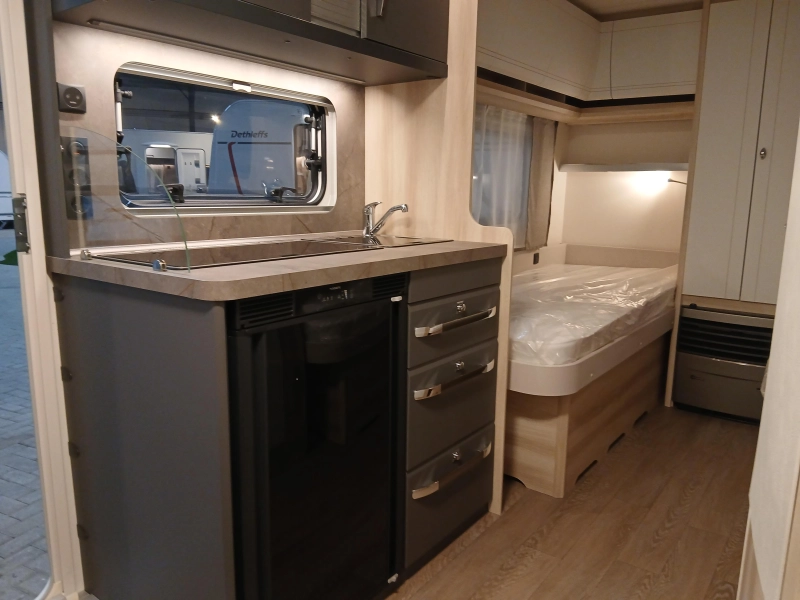 Hobby De Luxe 460 LU photo : 4