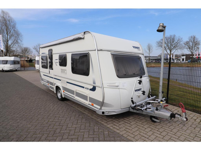 Toldo + capota Fendt Saphir 490 TF Isabella