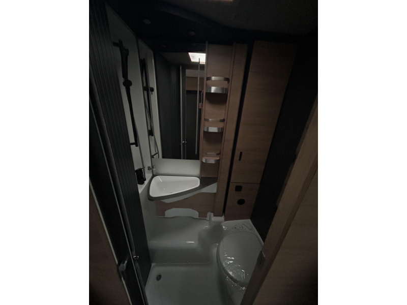 Knaus L!ve Ti 650 MEG Einzelbetten Foto: 11