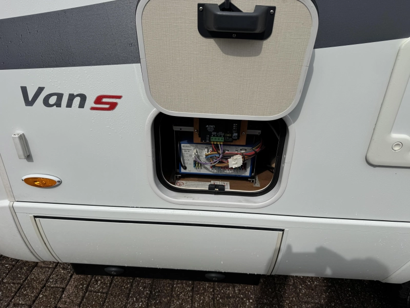 Hymer Van 520 S Einzelbetten Raumwunder Foto: 36