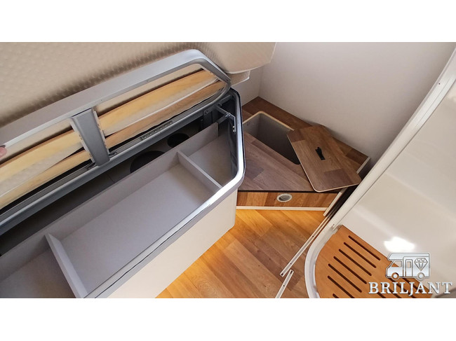 Dethleffs PULSE T 7051 DBM/EB .. autom&aacute;tico/cama queen+cama abatible foto: 21