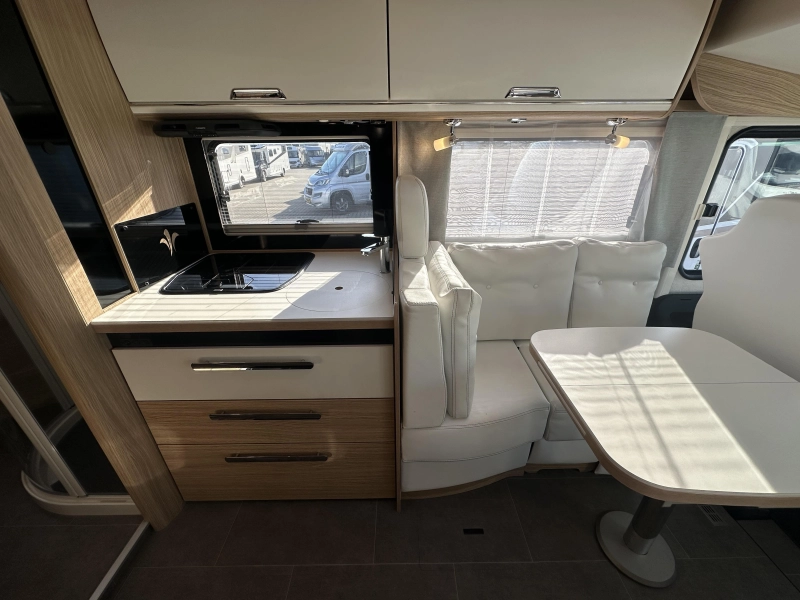 Niesmann+Bischoff Arto 78 F 160PK Automaat E&P ALKO  foto: 7