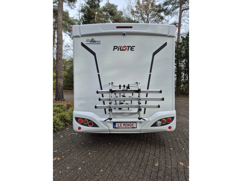 Pilote Essentiel G 740 AUT. 9-T TWINBED TV Solar  foto: 3