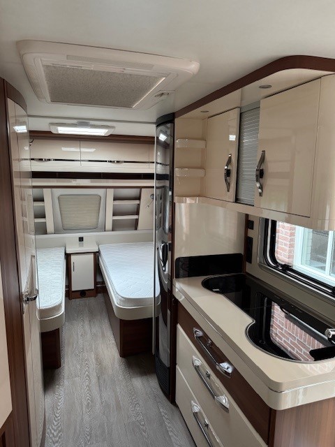 Hobby Excellent 495UL NIEUWSTAAT+VEEL EXTRA'S