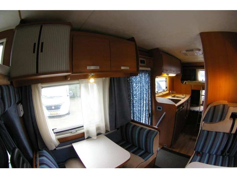 Elnagh Baron 47 D Dwars stapelbed, 2x airco  foto: 7