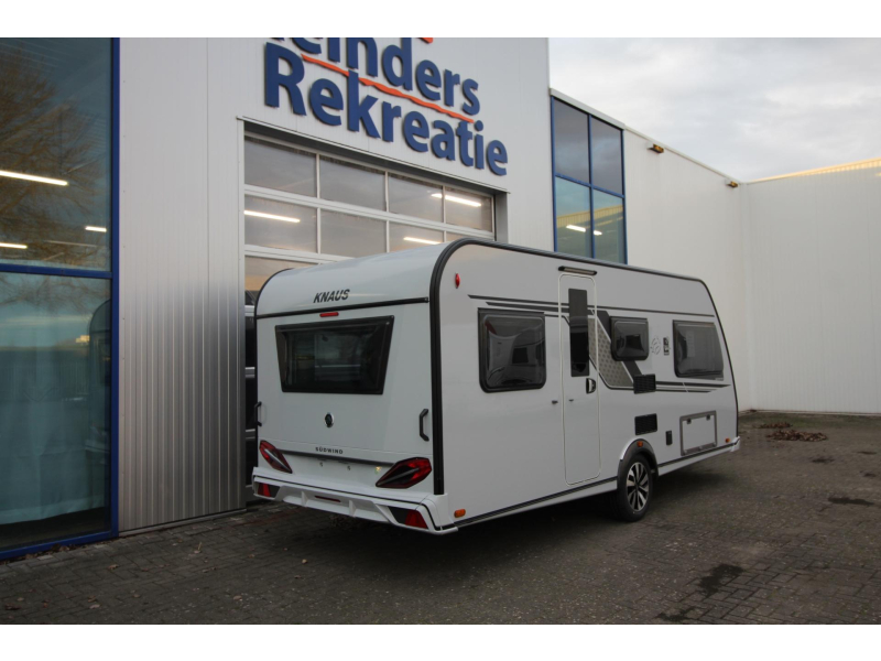 Knaus Sudwind Black Selection 500 EU Enkele bedden & rondzit!  foto: 2