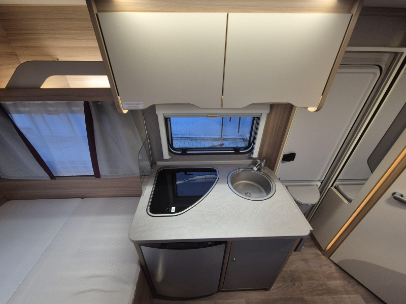 Weinsberg CaraTwo 390 QD  foto: 11