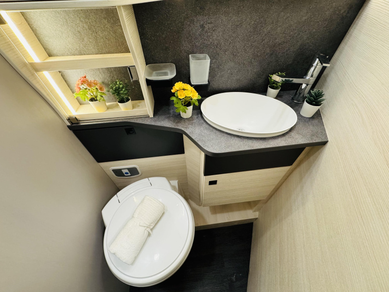 Challenger Graphite Ultimate 328 Automaat Queensbed  foto: 16