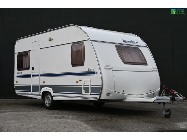 Hobby De Luxe 460 SFF 4874,=KORTING +TAPIJTSET 