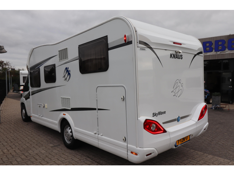 Knaus Sky Wave 700 MEG 4-Persoons/Enkele bedden  foto: 4