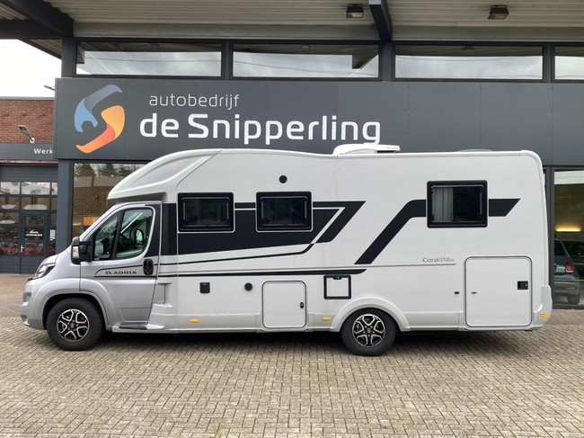 Adria Coral Supreme 670 DC QUEENSBED E&P LEVELSYSTEEM foto: 3