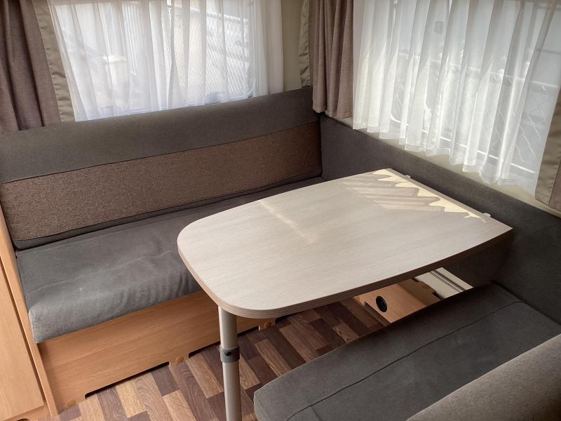 Knaus Sport 420 QD Dorema Mondial foto: 2