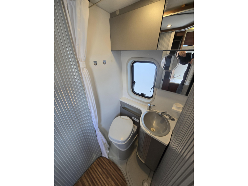 Adria Twin 640 SLX Z.G.O.H B.J. 2016  foto: 21