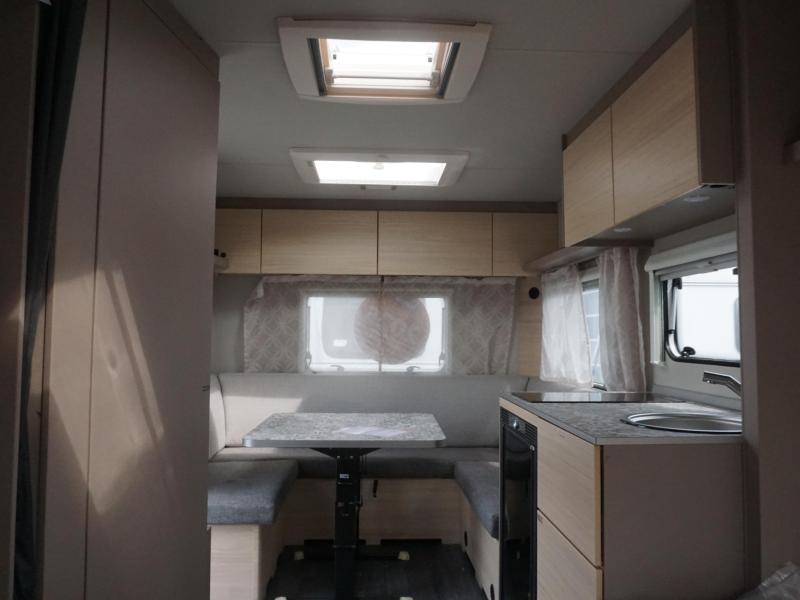 Weinsberg CaraCito 450 FU foto: 15