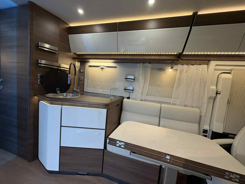 Rapido 8096 DF ALKO CHASSIS ALDE foto: 10