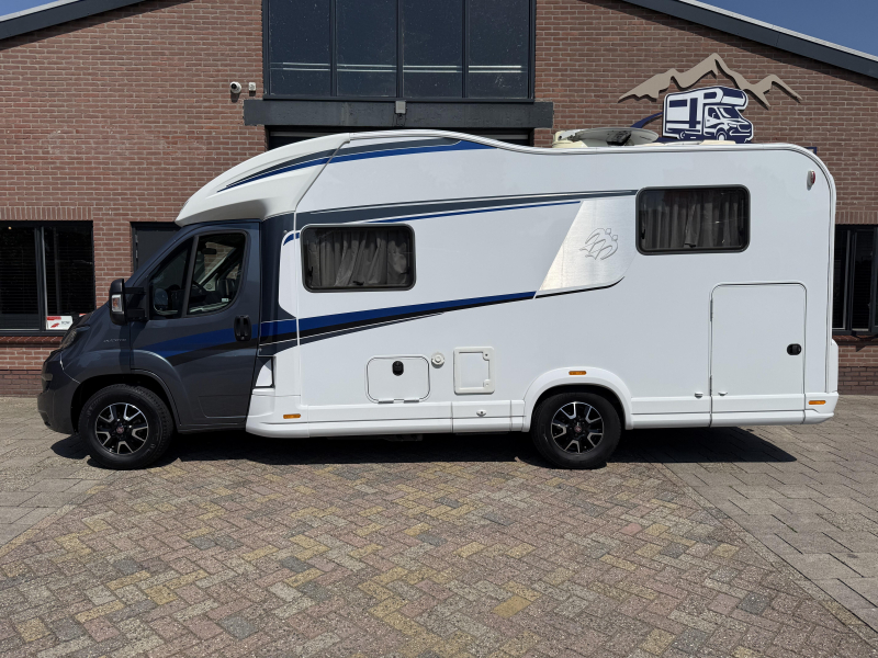 Knaus Sky Wave 650 MEG &iexcl;Amplia autocaravana! foto: 7