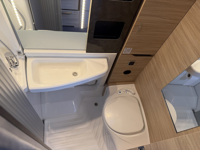 Knaus Van Ti Plus 650 MEG Platinum S / Gratis Stalling foto: 11