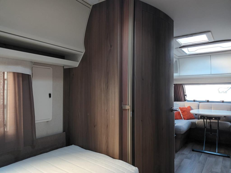 Kabe Ametist 560 GLE photo: 10