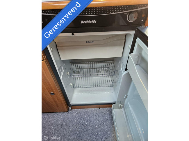 Dethleffs Advantage T 6611 Semi-integrated ☆Single beds☆ photo: 17