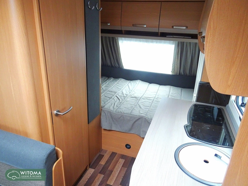 Toldo de avance Knaus Sport 420 QD foto: 10