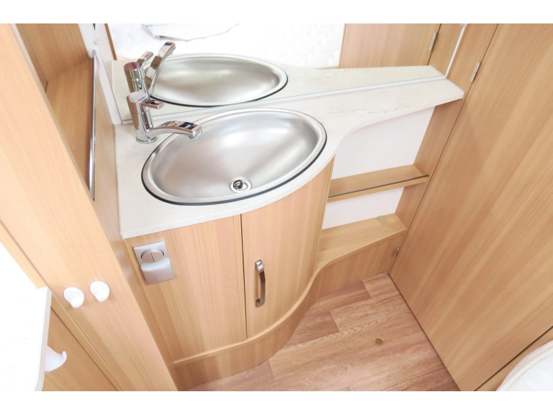 LMC Style 440 D INCL VOORTENT  foto: 10