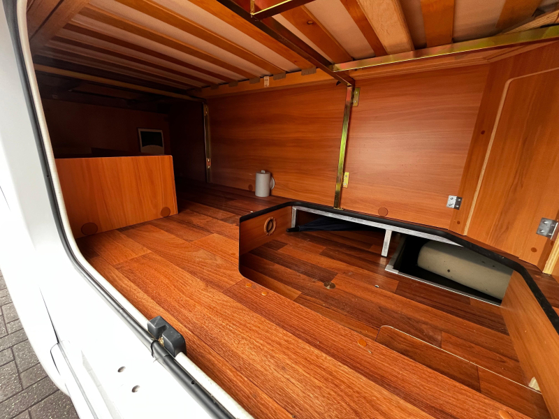 Hymer T 668 CL 3.0L, Lage Lengtebedden  foto: 11