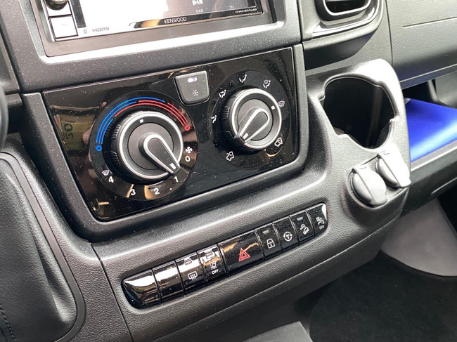 Adria Coral Supreme 670 DC QUEENSBED E&P LEVELSYSTEEM foto: 20