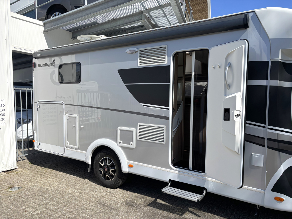 Sunlight Adventure T68 9-TR AUTOMAAT ENKELE BEDDEN + HEFBED foto: 6