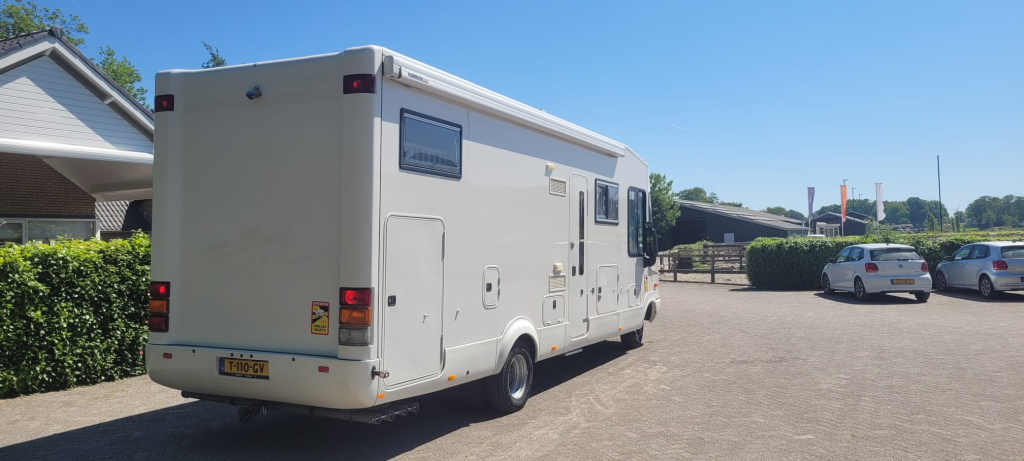 DAIMLERCHRYSLER AG 616 CDI foto: 22
