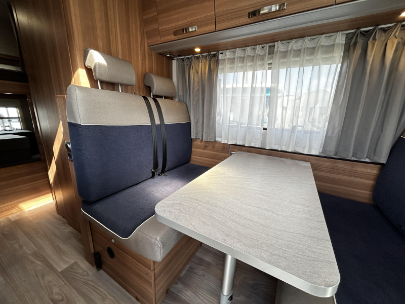 Weinsberg CaraHome Ruime alkoof/Euro-6/6.5m  foto: 15